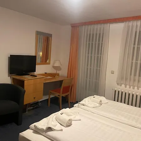 Zum 3*